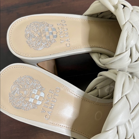 VINCE CAMUTO Women's Elanora Woven Leather Block Heel Mule in New Cream sz 7 New - Picture 7 of 11
